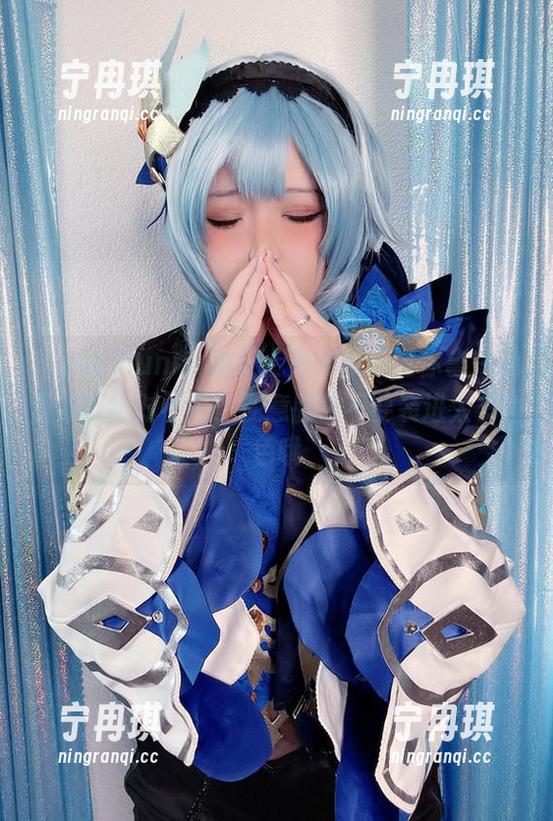 Hana Bunny Hana Bunny的护士系列原图随你拿,免费领取绝对不亏。注意脑袋不要装进太多角色哦